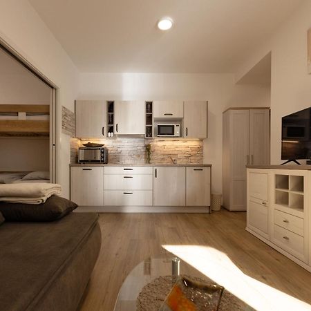 Apartmaji "La Vie Est Belle" 크라니스카고라 외부 사진