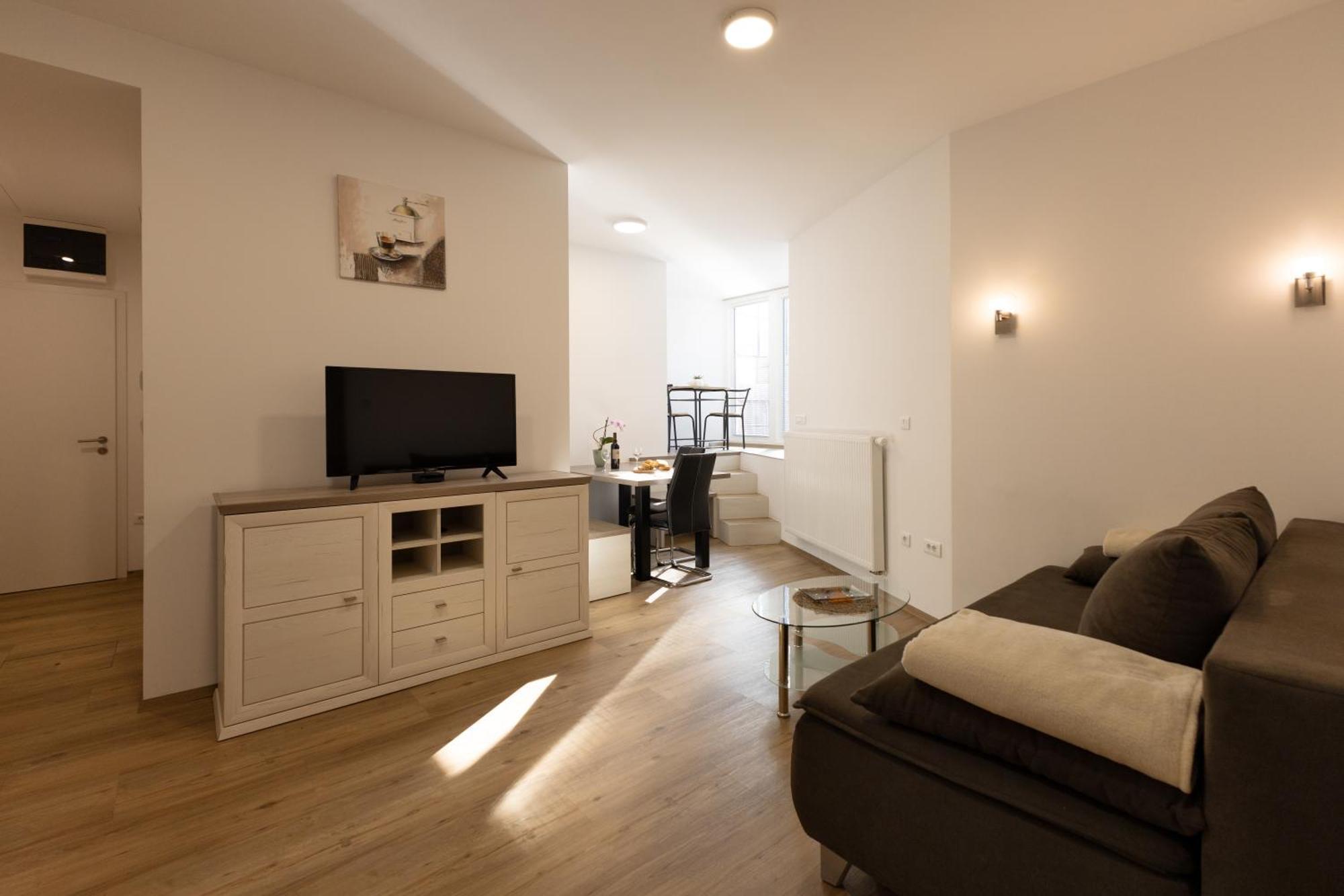 Apartmaji "La Vie Est Belle" 크라니스카고라 외부 사진